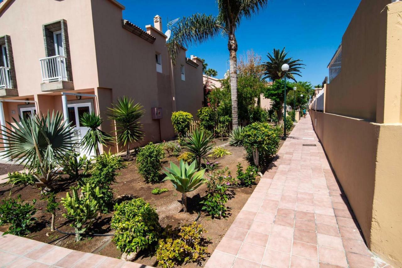 Ibiscus Bungalow Maspalomas Maspalomas  Bagian luar foto